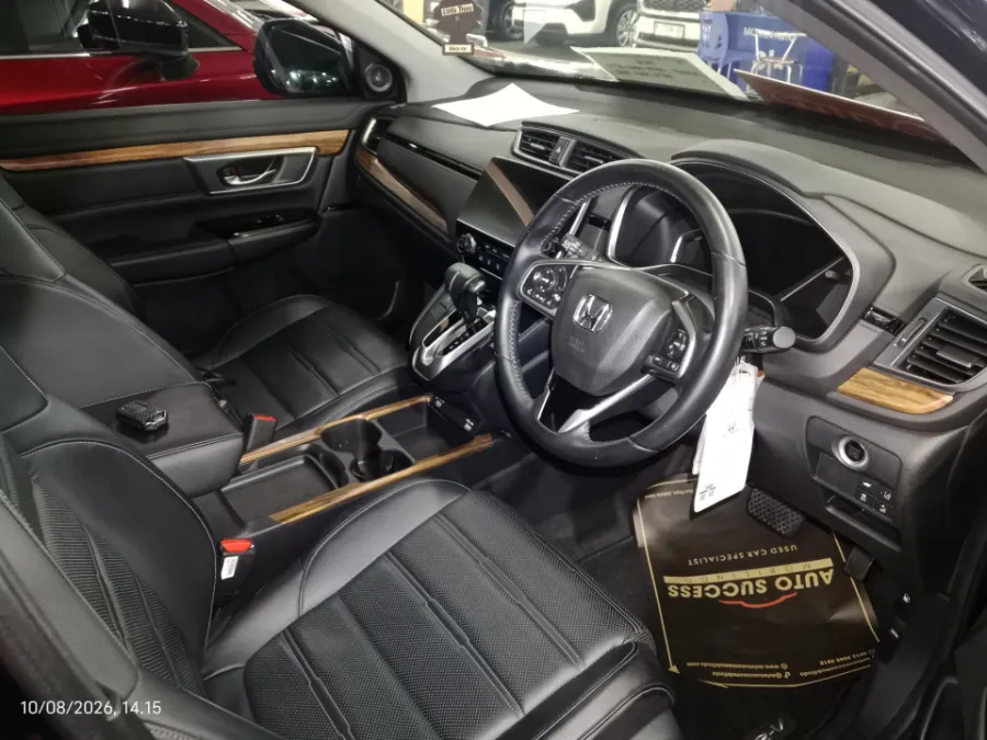 Foto Mobil Bekas Kabin Depan Honda CR-V 1.5 Turbo Prestige tahun 2021
