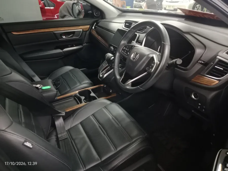 Foto Mobil Bekas Kabin Depan Honda CR-V 1.5 Turbo Prestige tahun 2021
