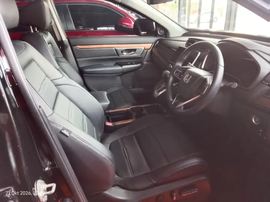 Foto Mobil Bekas Kabin Depan Honda CR-V 1.5 Turbo Prestige tahun 2021