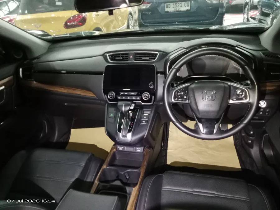 Foto Mobil Bekas Dashboard Honda CR-V 1.5 Turbo Prestige tahun 2022