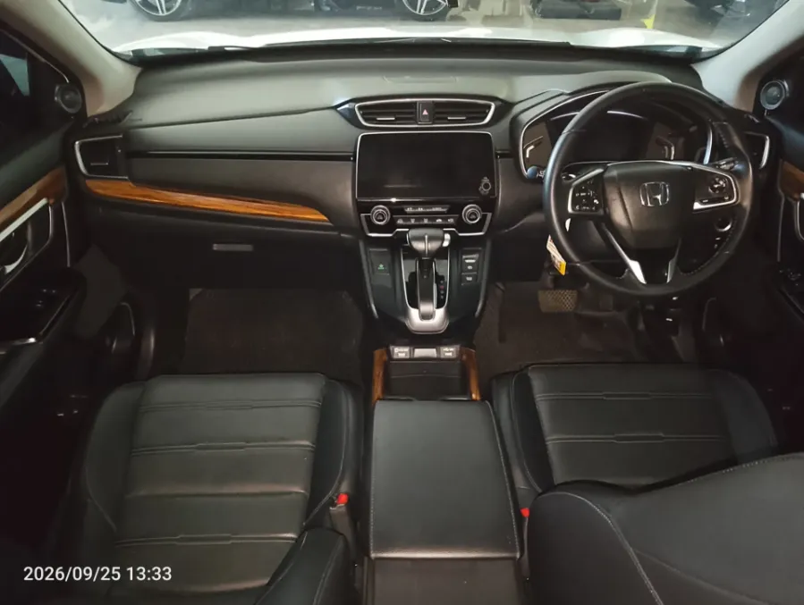 Foto Mobil Bekas Dashboard Honda CR-V 1.5 Turbo Prestige tahun 2022
