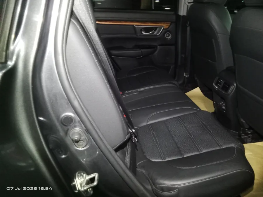 Foto Mobil Bekas Kabin Belakang Honda CR-V 1.5 Turbo Prestige tahun 2022