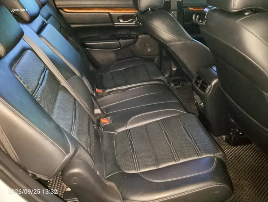 Foto Mobil Bekas Kabin Belakang Honda CR-V 1.5 Turbo Prestige tahun 2022