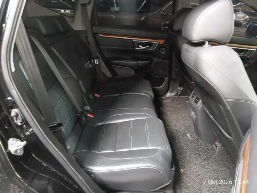 Foto Mobil Bekas Kabin Belakang Honda CR-V 1.5 Turbo Prestige tahun 2022