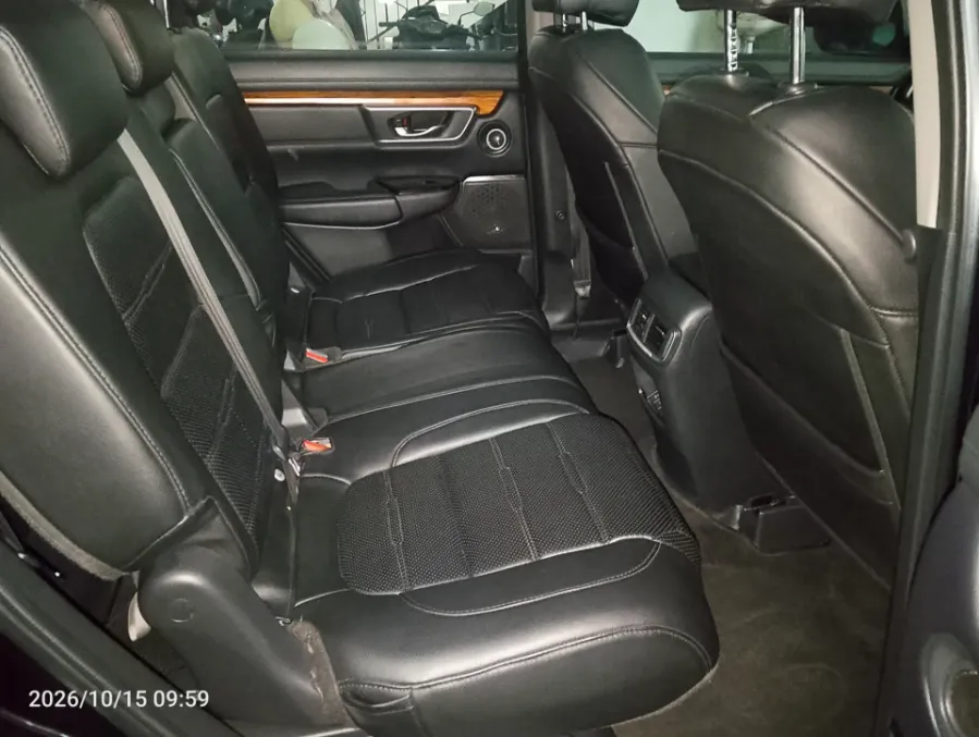 Foto Mobil Bekas Kabin Belakang Honda CR-V 1.5 Turbo Prestige tahun 2022
