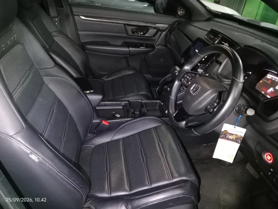 Foto Mobil Bekas Kabin Depan Honda CR-V 1.5 Turbo Prestige tahun 2022