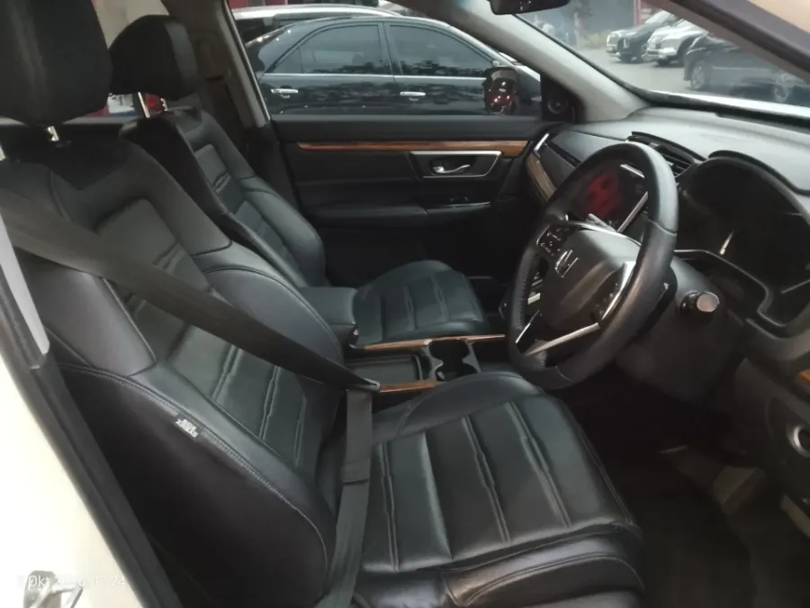Foto Mobil Bekas Kabin Depan Honda CR-V 1.5 Turbo Prestige tahun 2022