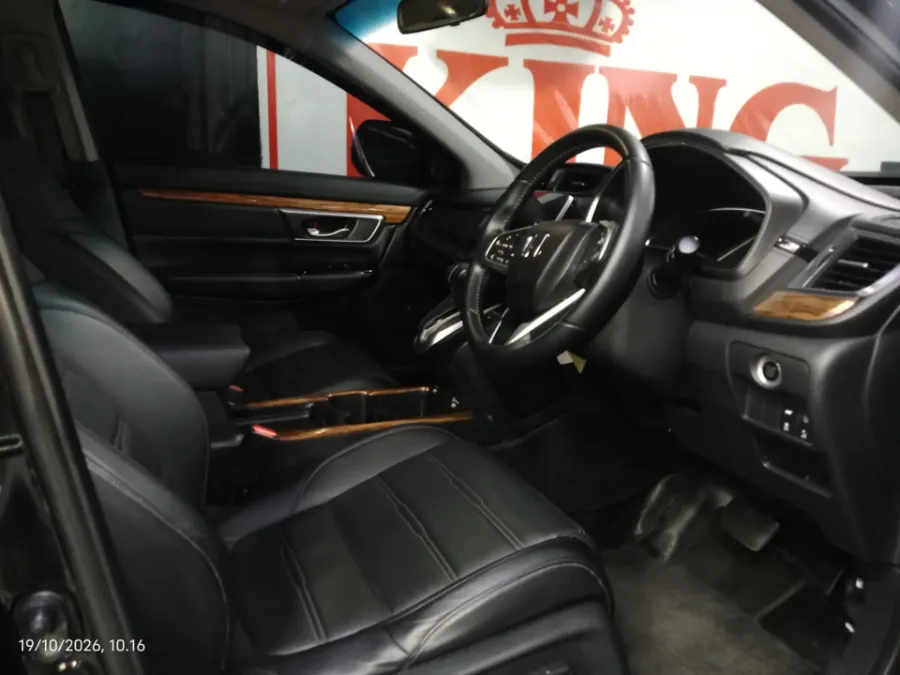 Foto Mobil Bekas Kabin Depan Honda CR-V 1.5 Turbo Prestige tahun 2022