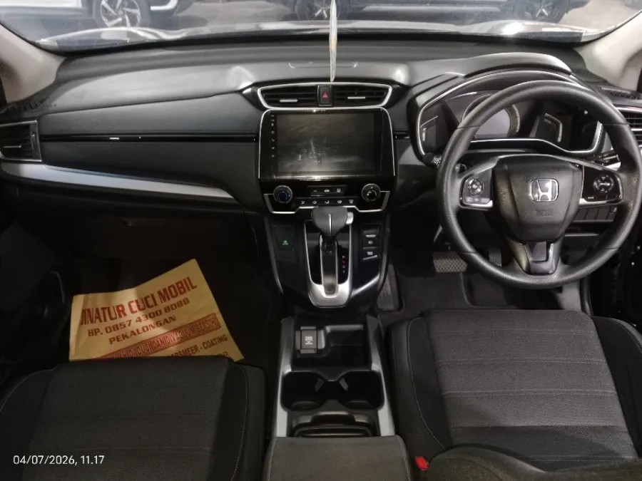 Foto Mobil Bekas Dashboard Honda CR-V 2.0 tahun 2020