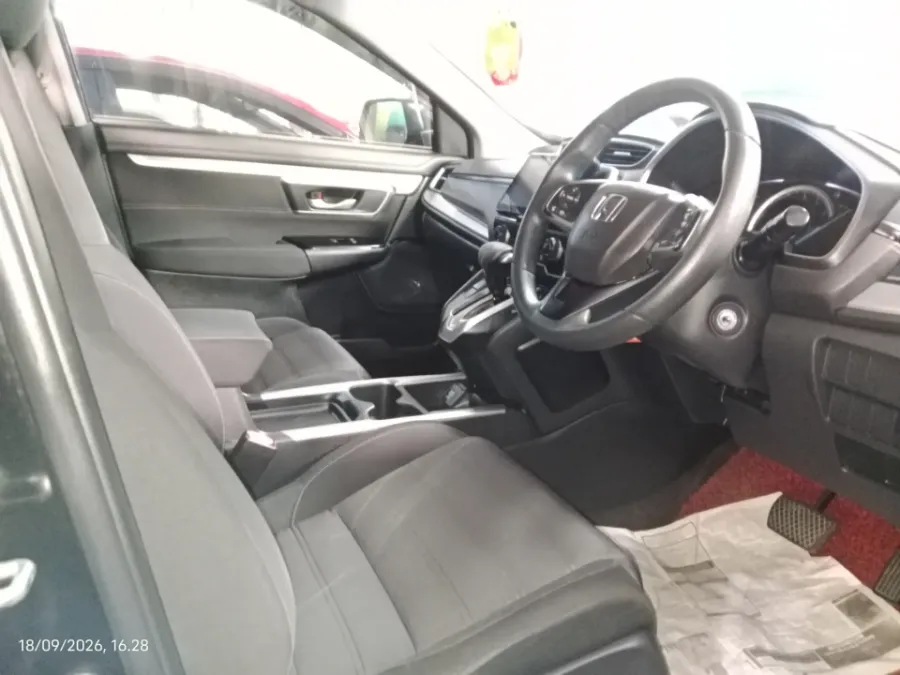 Foto Mobil Bekas Kabin Depan Honda CR-V 2.0 tahun 2020
