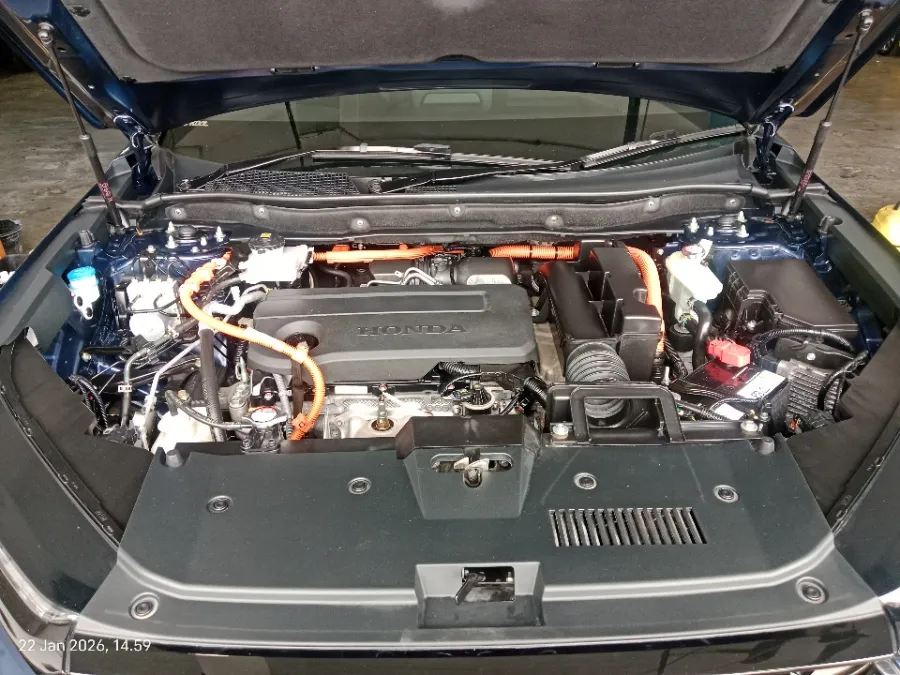 Foto Mobil Bekas Mesin Honda CR-V 2.0 tahun 2024