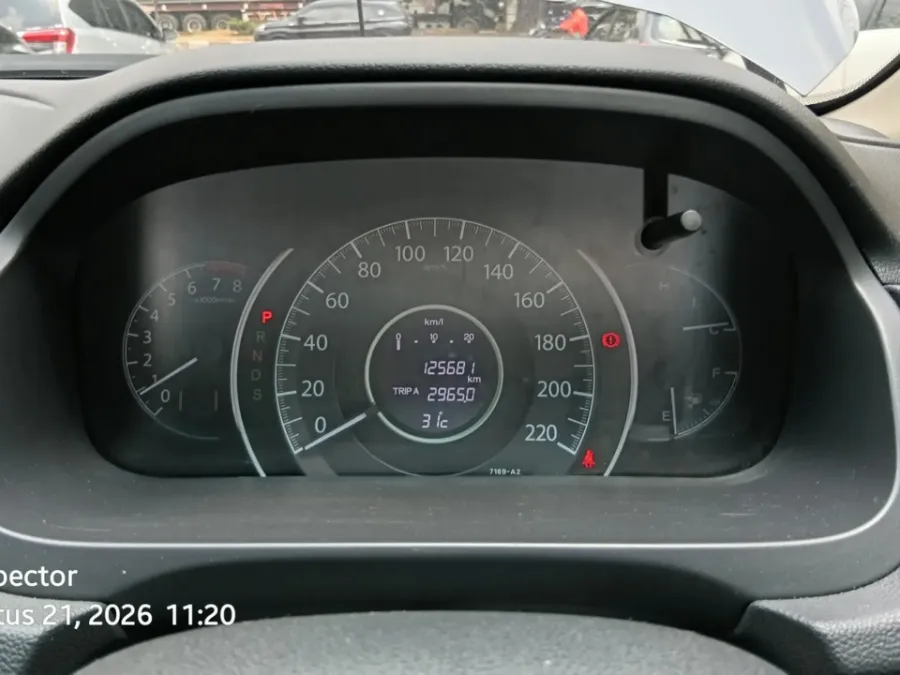 Foto Mobil Bekas Odometer Honda CR-V 2.0 RM1 tahun 2016