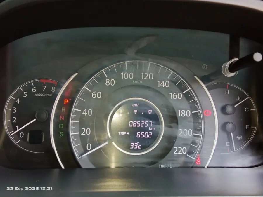 Foto Mobil Bekas Odometer Honda CR-V 2.0 RM1 tahun 2016