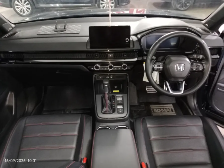 Foto Mobil Bekas Dashboard Honda CR-V 2.0 RS Hybrid tahun 2024