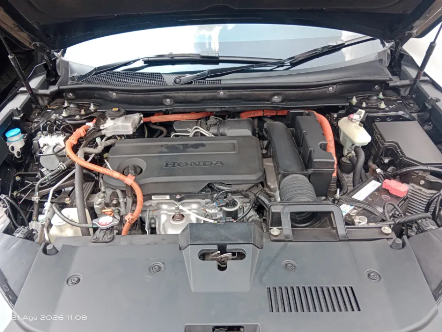 Foto Mobil Bekas Mesin Honda CR-V 2.0 RS Hybrid tahun 2024