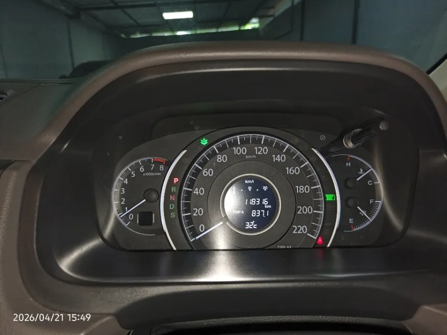 Foto Mobil Bekas Odometer Honda CR-V 2.4 Prestige tahun 2014