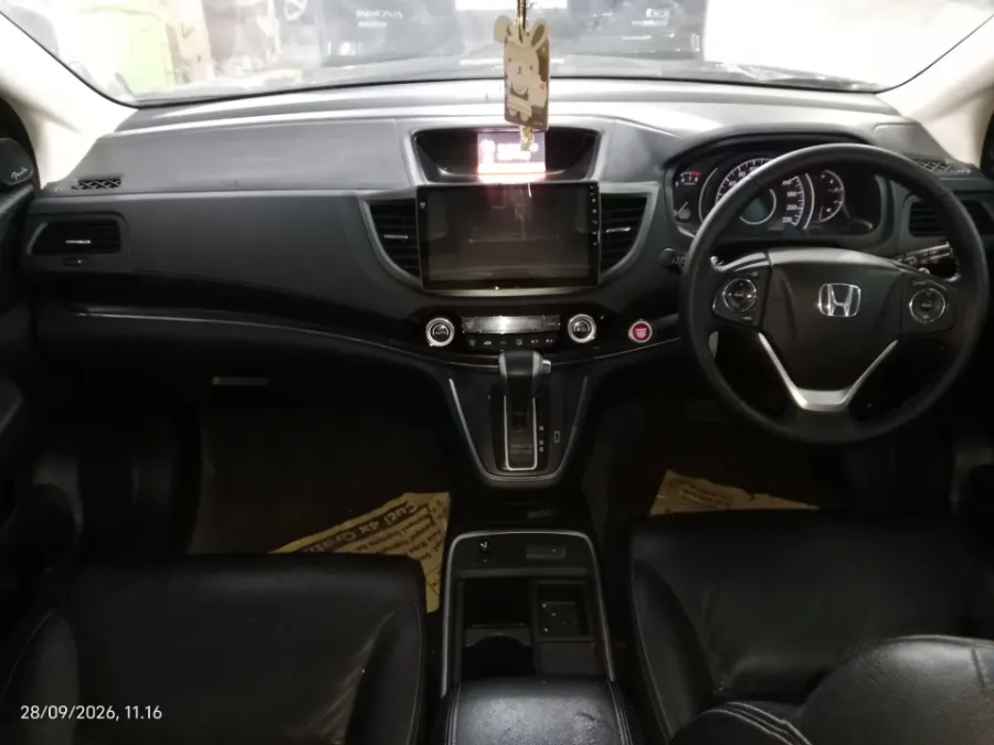 Foto Mobil Bekas Dashboard Honda CR-V 2.4 RM3 tahun 2016