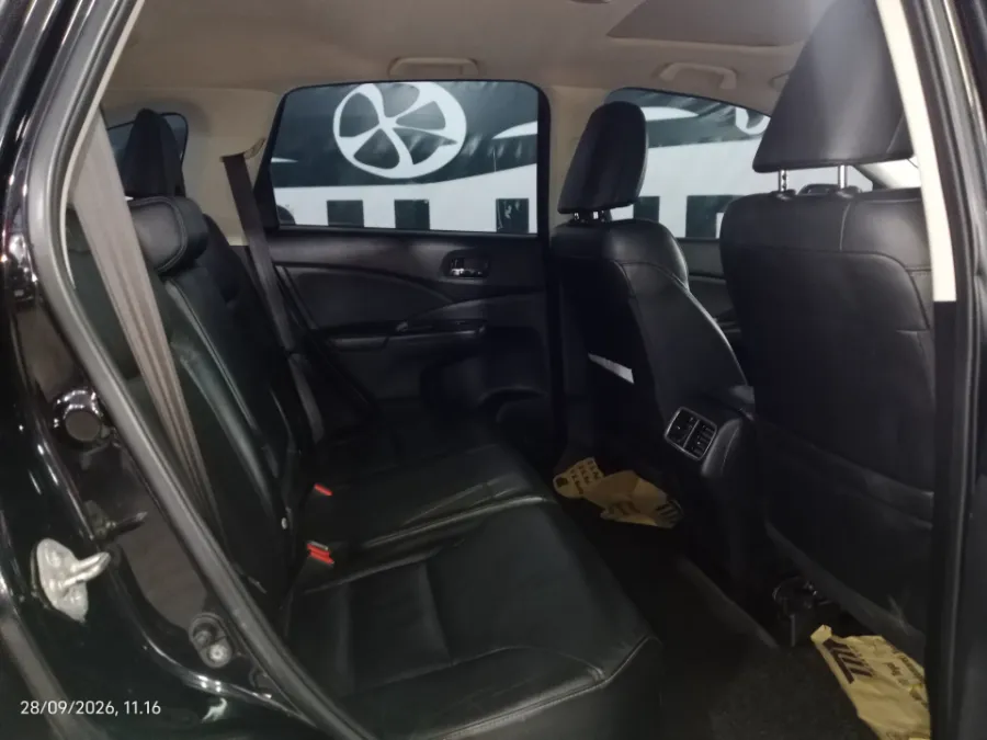 Foto Mobil Bekas Kabin Belakang Honda CR-V 2.4 RM3 tahun 2016