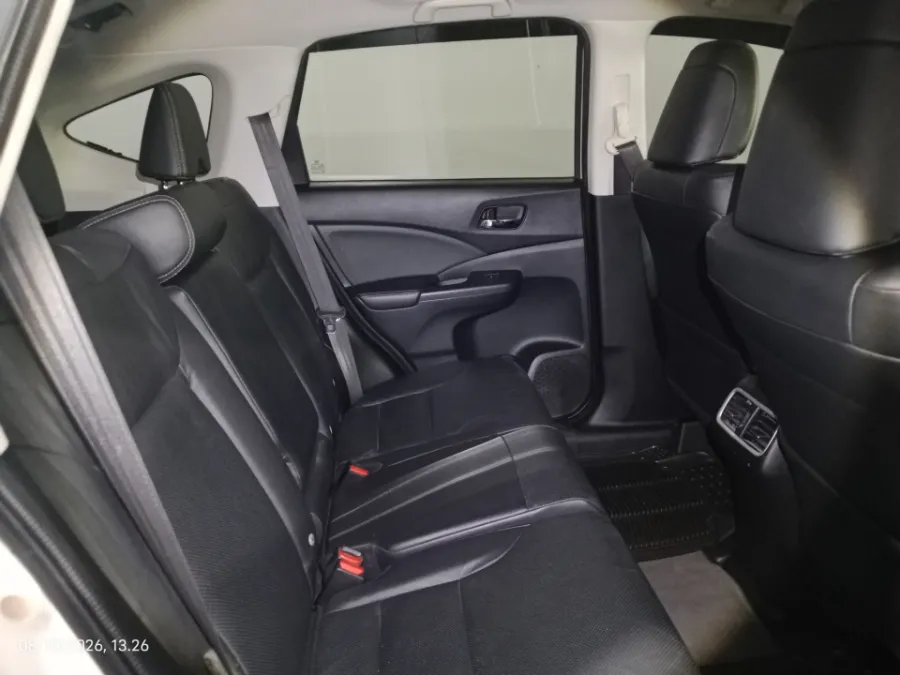 Foto Mobil Bekas Kabin Belakang Honda CR-V 2.4 RM3 tahun 2016