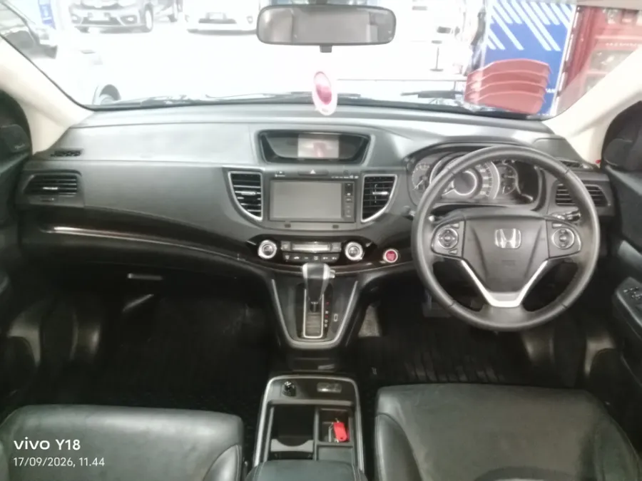 Foto Mobil Bekas Dashboard Honda CR-V 2.4 RS Prestige tahun 2016