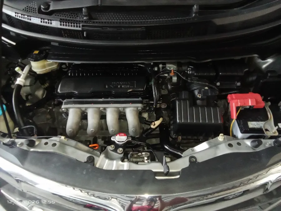 Foto Mobil Bekas Mesin Honda Freed 1.5 A tahun 2012