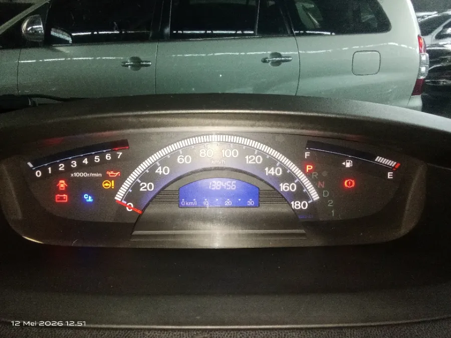 Foto Mobil Bekas Odometer Honda Freed 1.5 A tahun 2012