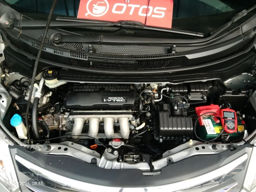 Foto Mobil Bekas Mesin Honda Freed 1.5 E tahun 2013