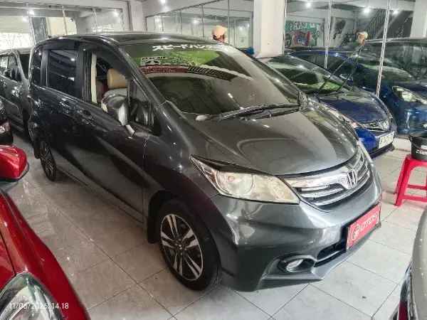 2014 Honda Freed 1.5 E