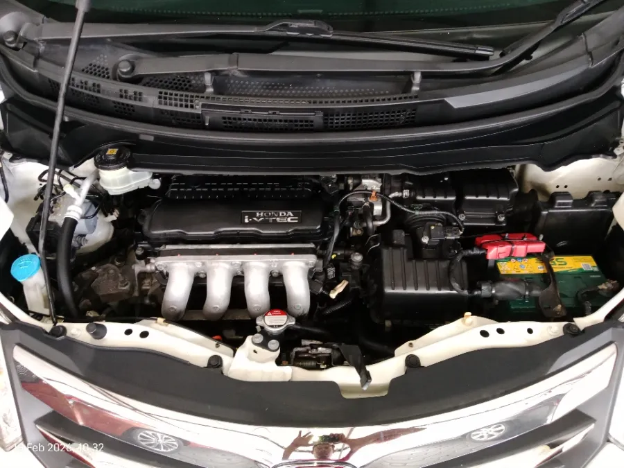 Foto Mobil Bekas Mesin Honda Freed 1.5 E tahun 2014