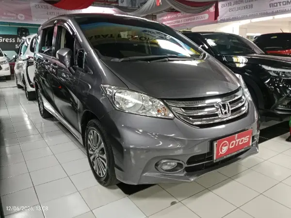 2015 Honda Freed 1.5 E