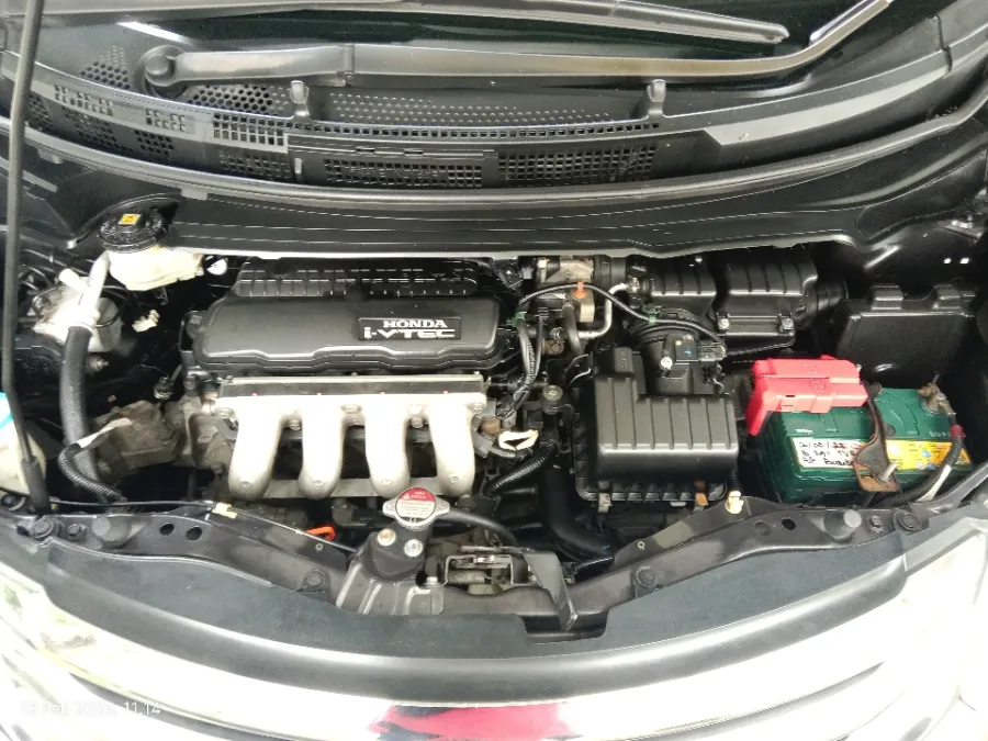 Foto Mobil Bekas Mesin Honda Freed 1.5 E tahun 2015