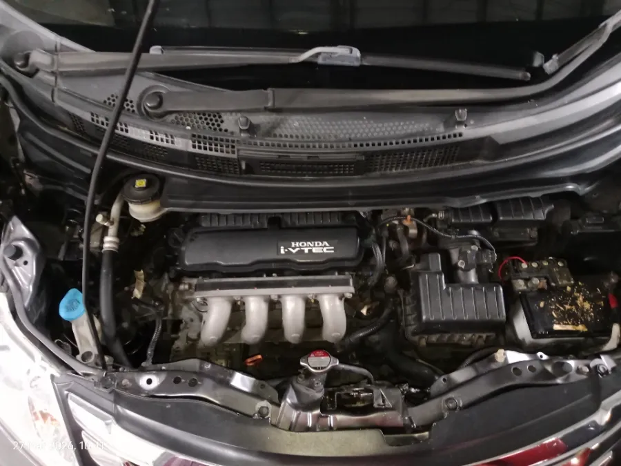 Foto Mobil Bekas Mesin Honda Freed 1.5 E tahun 2015