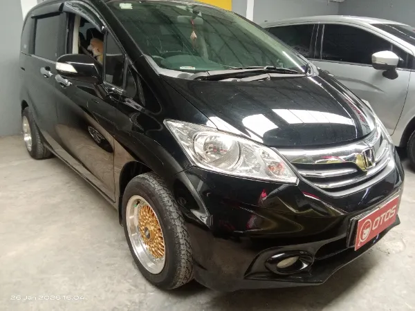 2013 Honda Freed 1.5 S