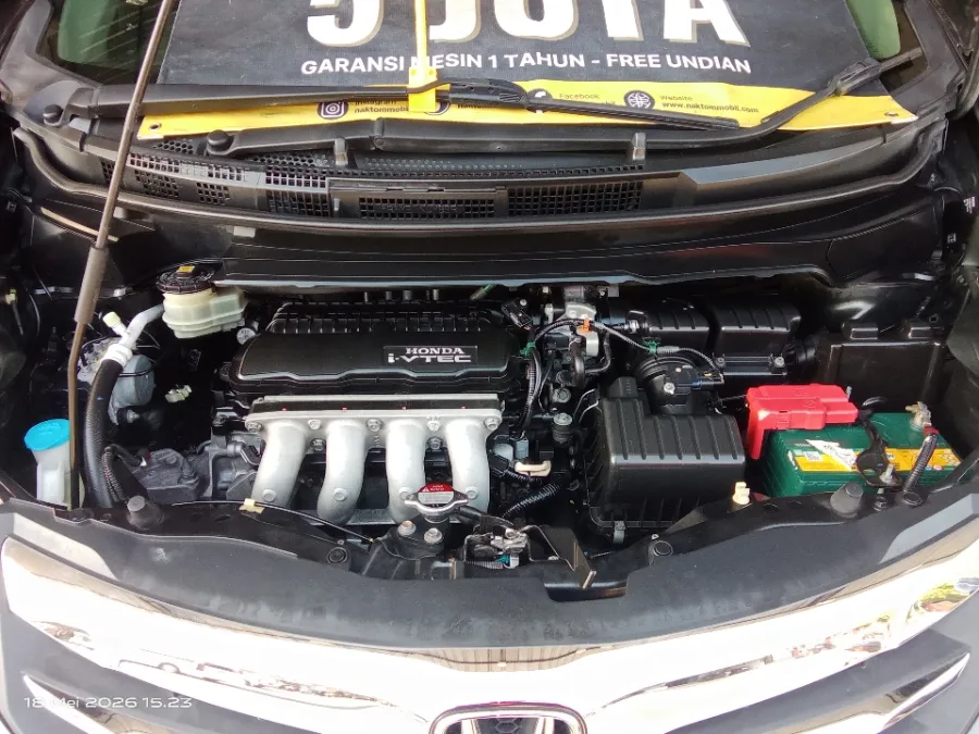 Foto Mobil Bekas Mesin Honda Freed 1.5 S tahun 2013