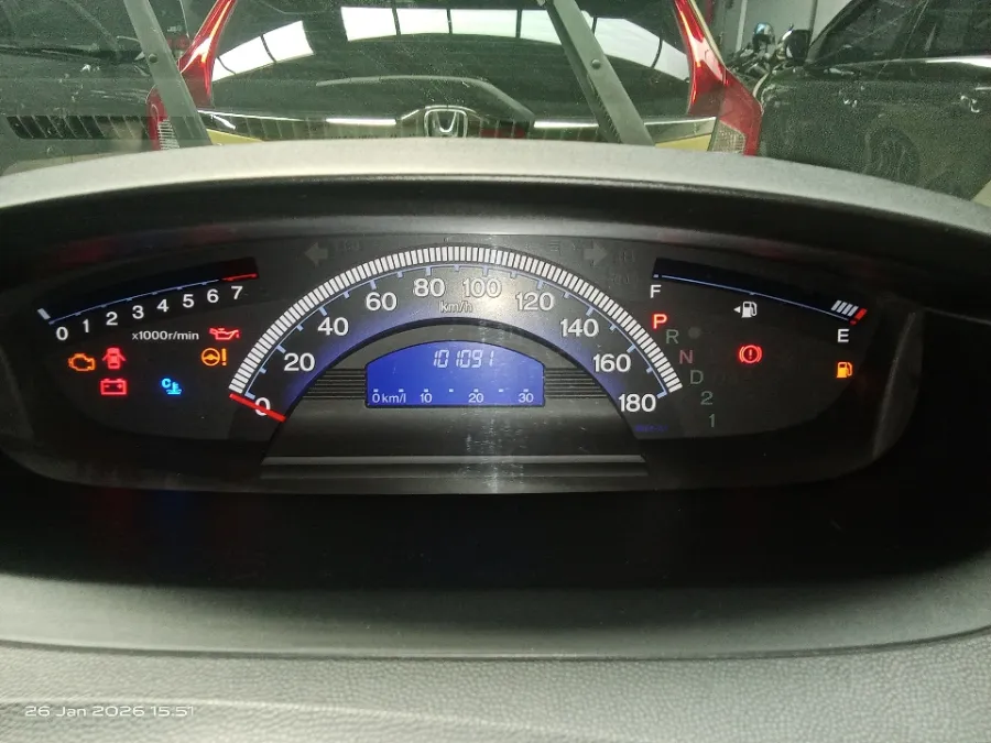 Foto Mobil Bekas Odometer Honda Freed 1.5 S tahun 2013