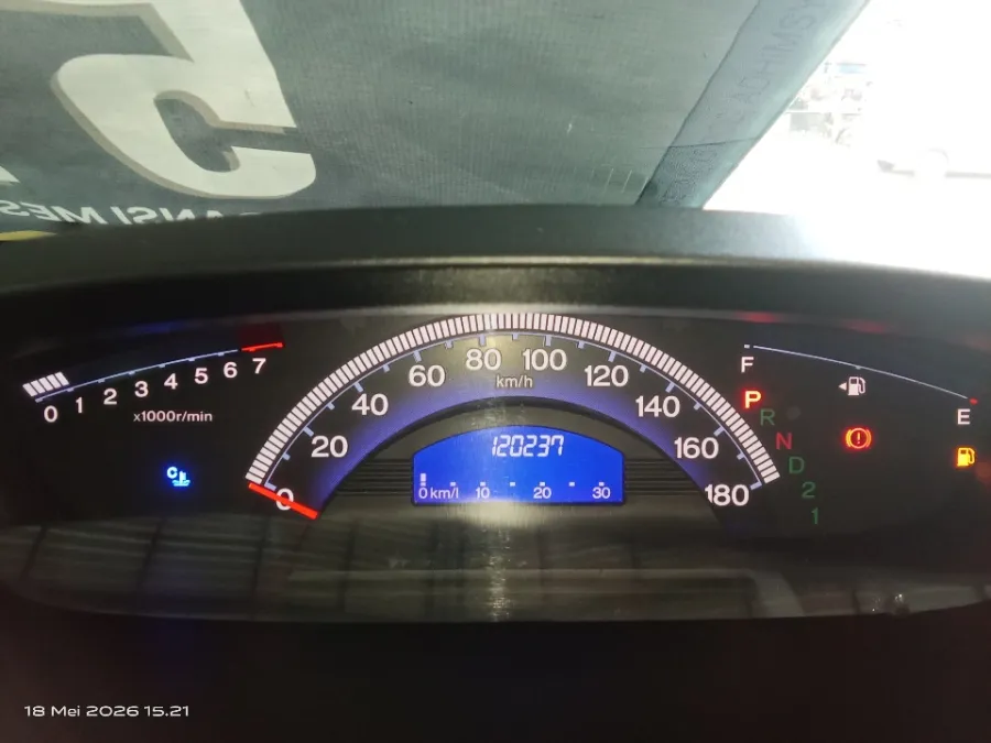 Foto Mobil Bekas Odometer Honda Freed 1.5 S tahun 2013