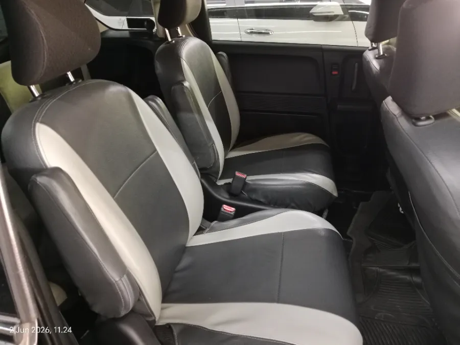 Foto Mobil Bekas Kabin Belakang Honda Freed 1.5 S tahun 2016