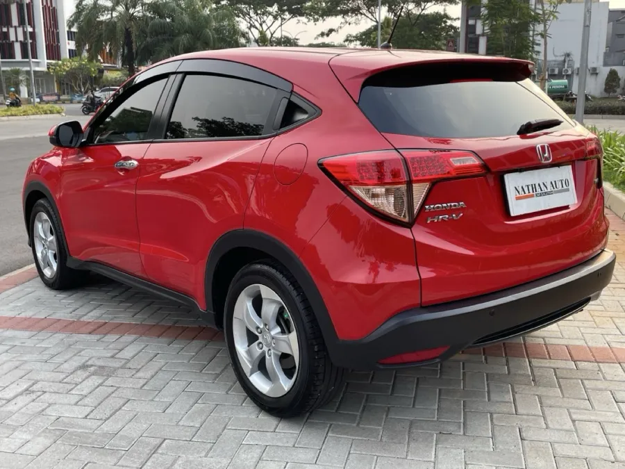 Foto Mobil Bekas Kiri Belakang Honda HR-V 1.5 E tahun 2016