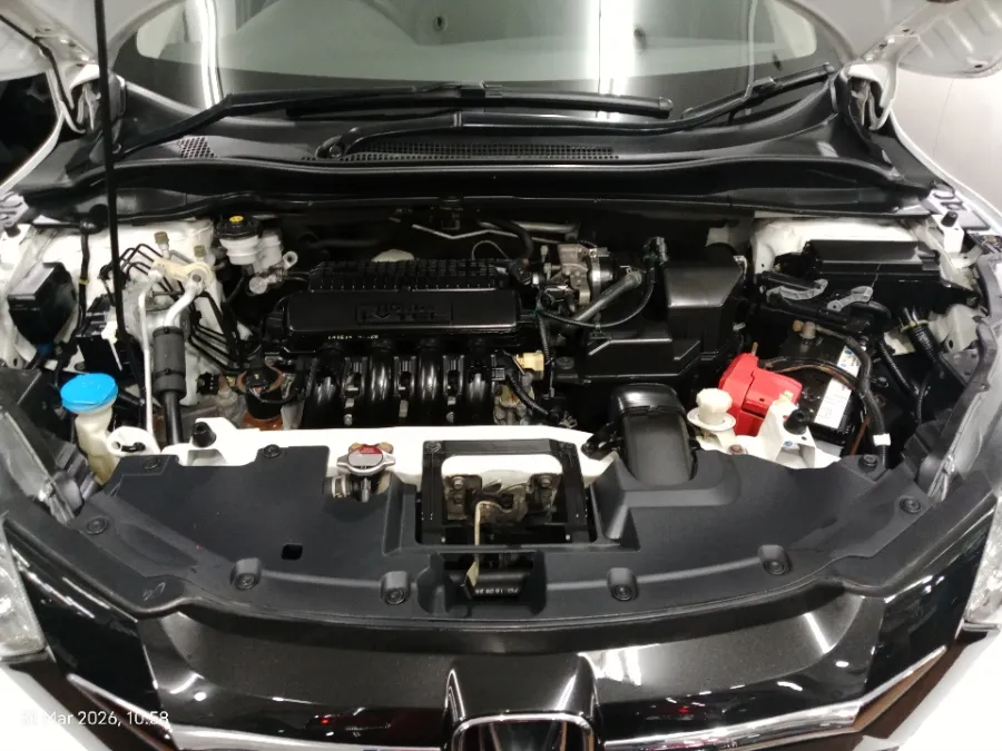 Foto Mobil Bekas Mesin Honda HR-V 1.5 E tahun 2016