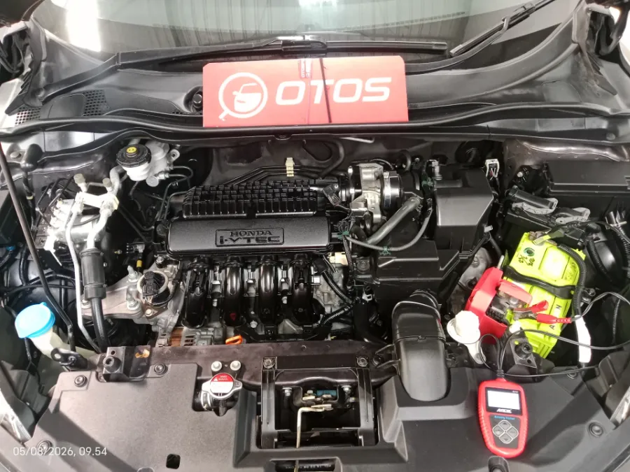 Foto Mobil Bekas Mesin Honda HR-V 1.5 E tahun 2016