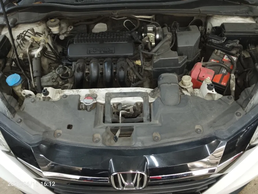Foto Mobil Bekas Mesin Honda HR-V 1.5 E tahun 2017
