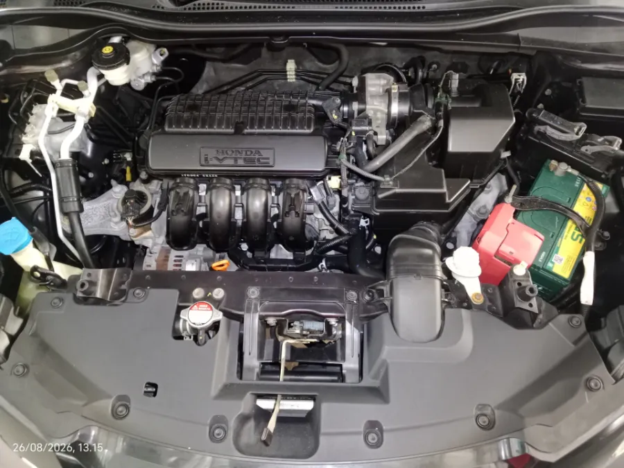 Foto Mobil Bekas Mesin Honda HR-V 1.5 E tahun 2017