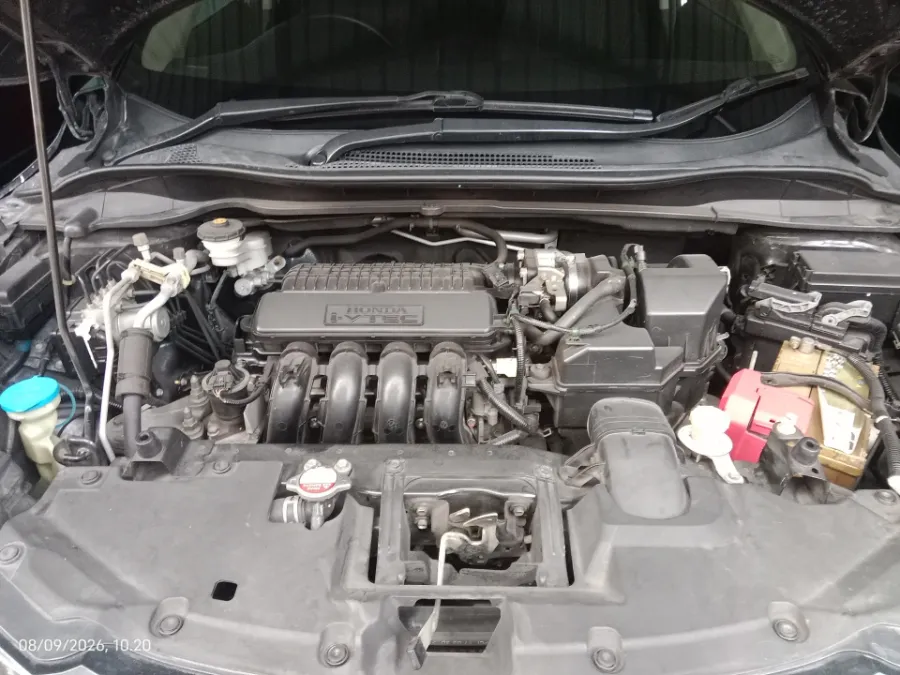 Foto Mobil Bekas Mesin Honda HR-V 1.5 E tahun 2017