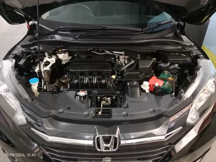 Foto Mobil Bekas Mesin Honda HR-V 1.5 E tahun 2017