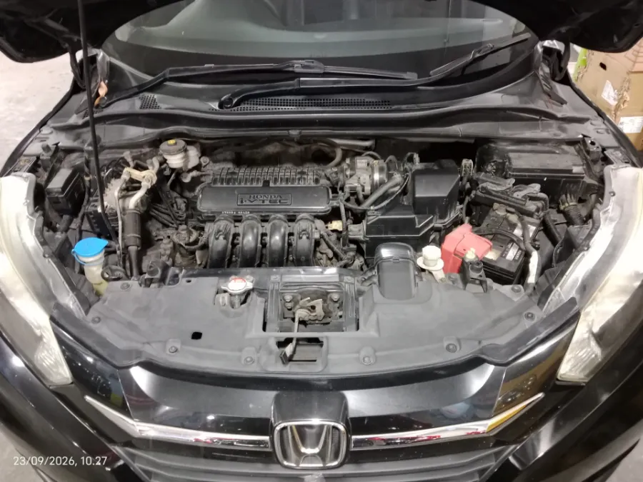 Foto Mobil Bekas Mesin Honda HR-V 1.5 E tahun 2017