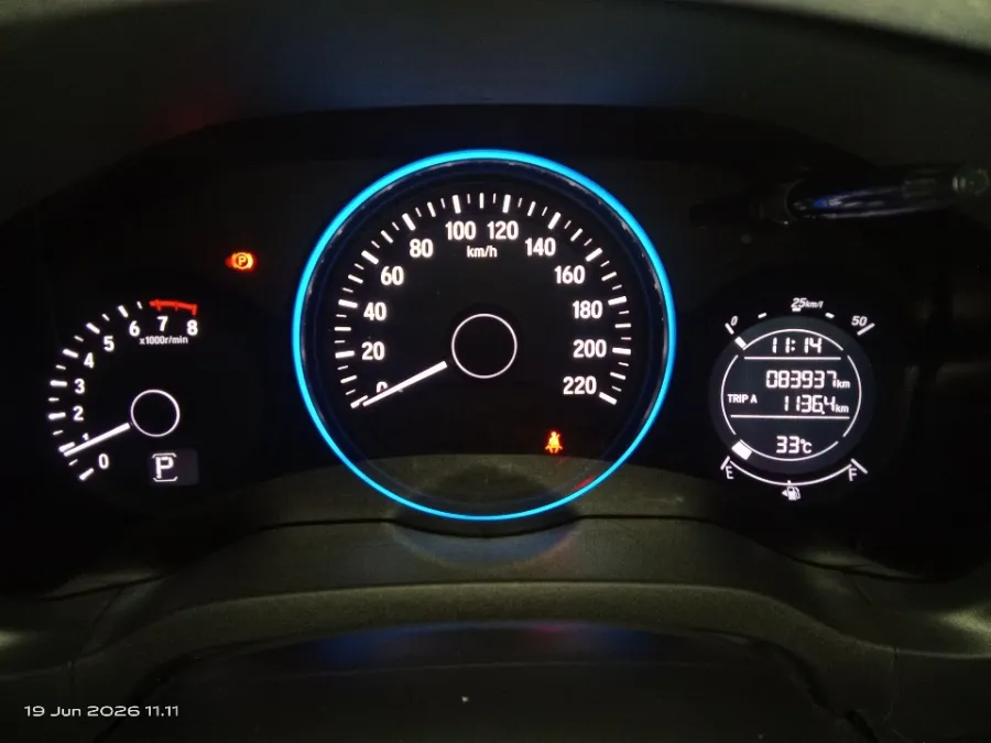 Foto Mobil Bekas Odometer Honda HR-V 1.5 E tahun 2017