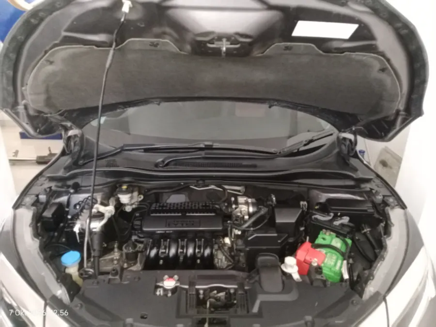 Foto Mobil Bekas Mesin Honda HR-V 1.5 E tahun 2018