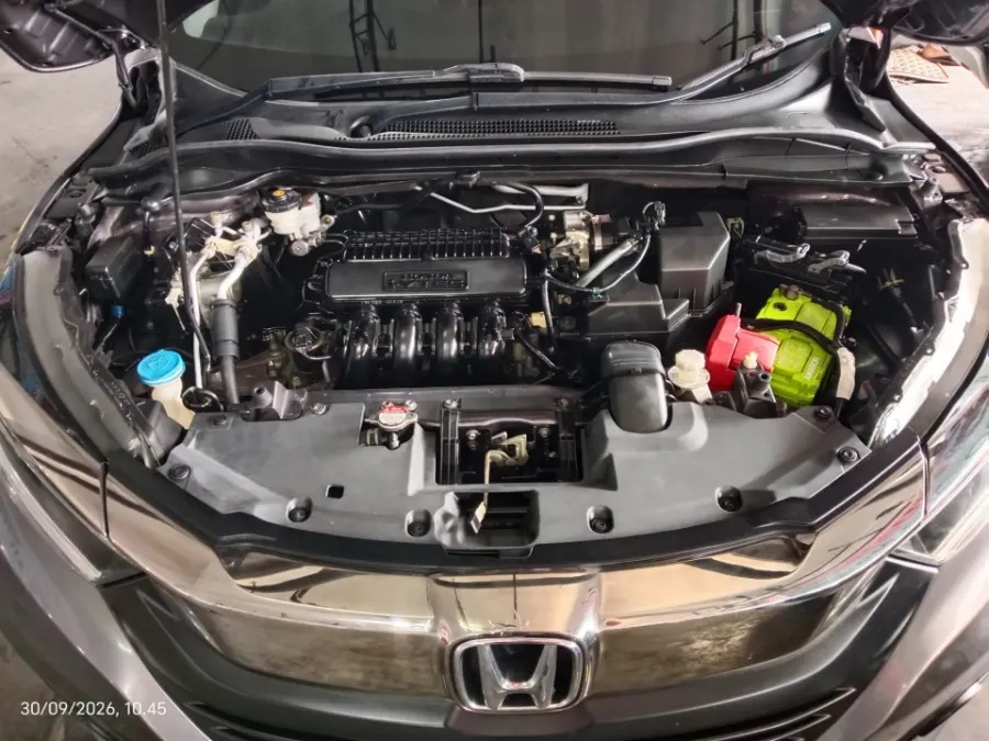 Foto Mobil Bekas Mesin Honda HR-V 1.5 E tahun 2018