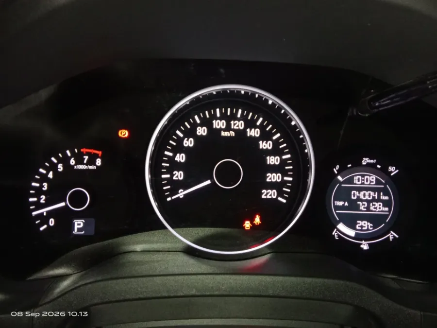 Foto Mobil Bekas Odometer Honda HR-V 1.5 E tahun 2018