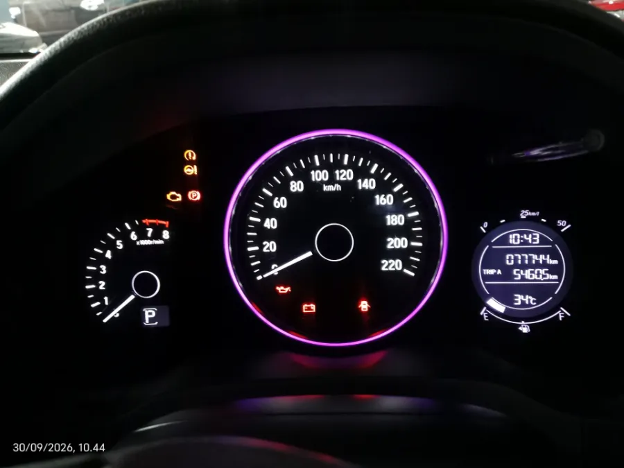 Foto Mobil Bekas Odometer Honda HR-V 1.5 E tahun 2018